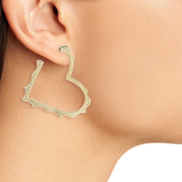 KENDRA SCOTT Sophee Heart Hoop Earrings 14K Gold Plated Stud Back - Picture 5 of 8